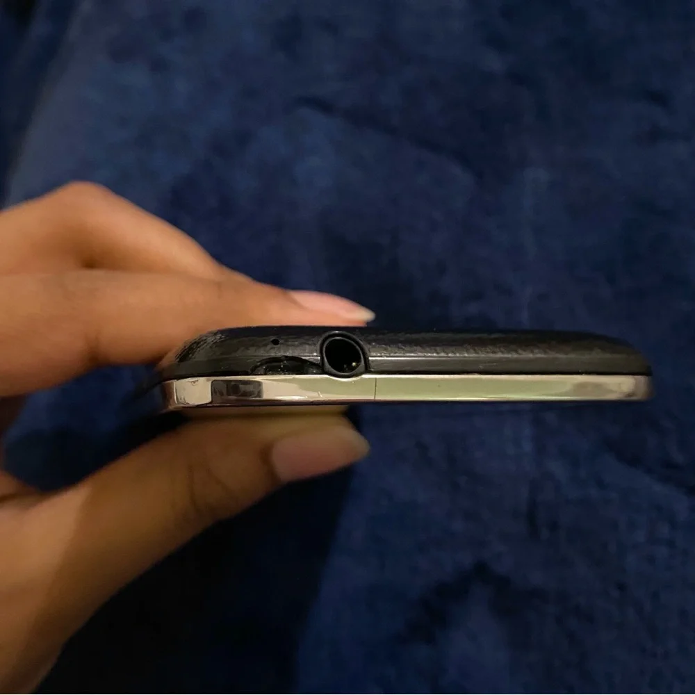 Samsung Galaxy Avant
